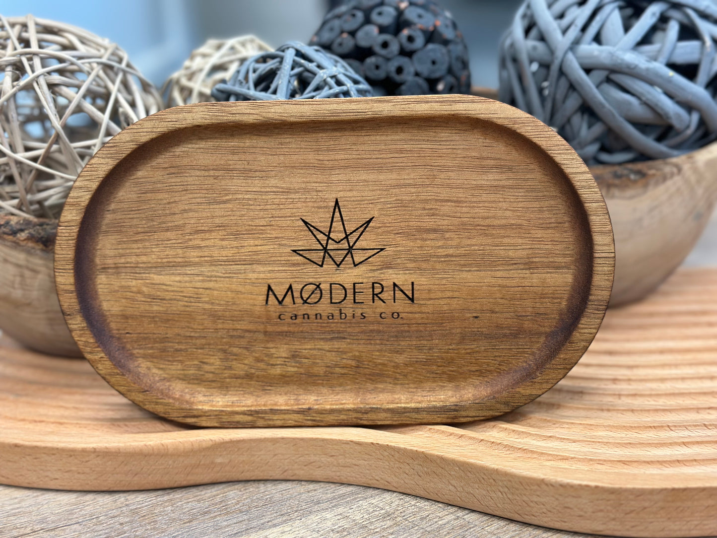 Wood Oval Tray (Acacia or Beech)
